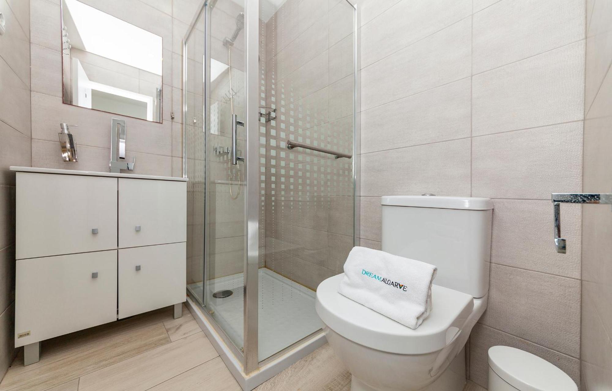 M - Martin & Tomas Guesthouse Lagos Rom bilde