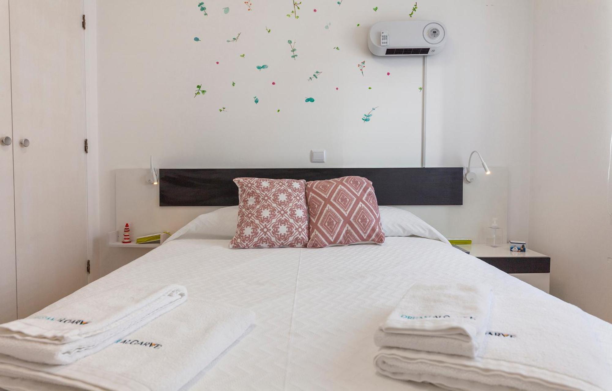 M - Martin & Tomas Guesthouse Lagos Rom bilde
