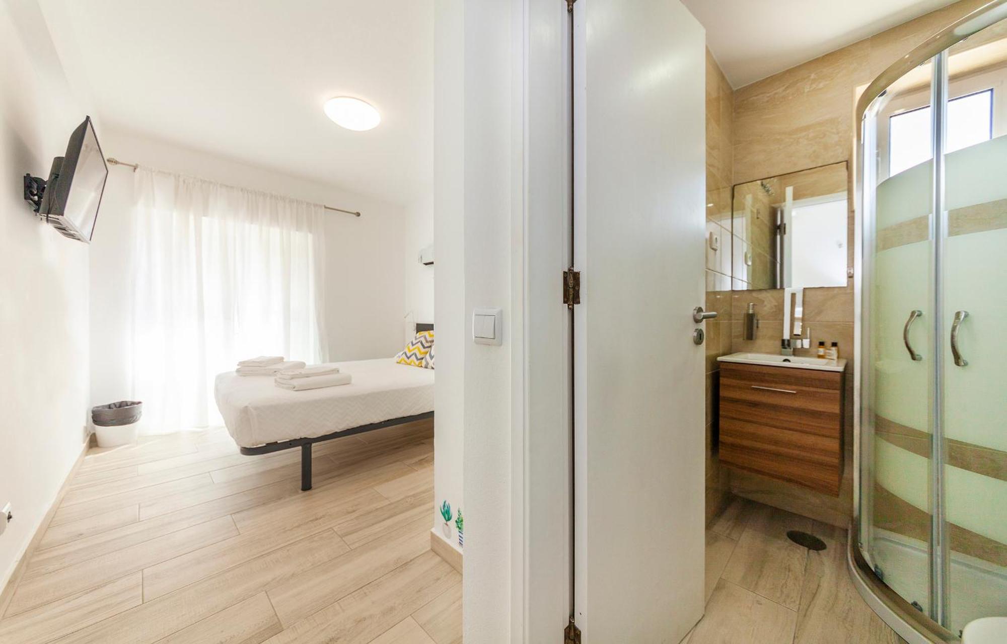 M - Martin & Tomas Guesthouse Lagos Rom bilde