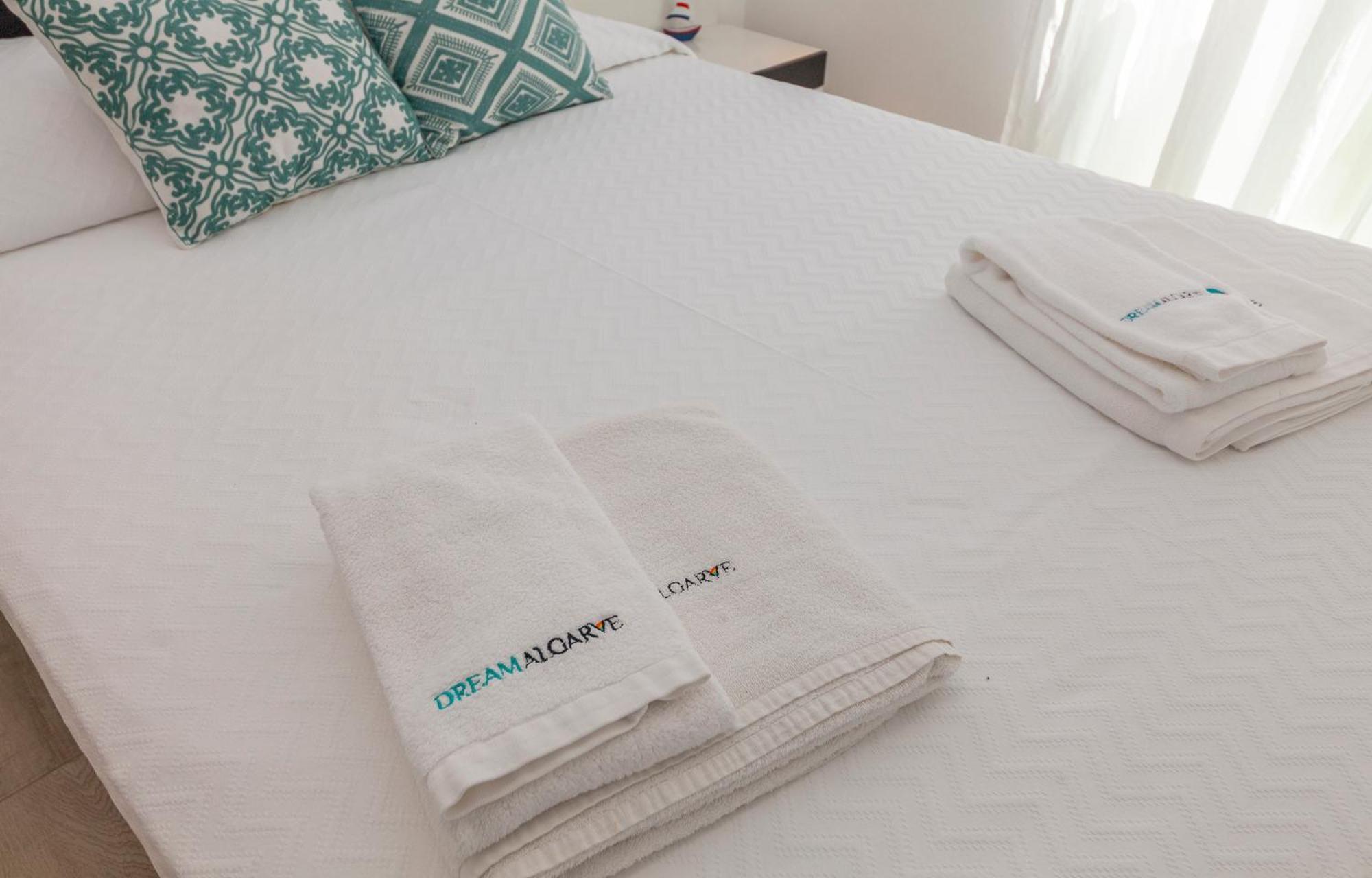 M - Martin & Tomas Guesthouse Lagos Rom bilde